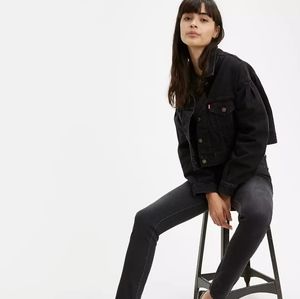 ☔Levi's 721 High Rise Skinny Jeans in Black